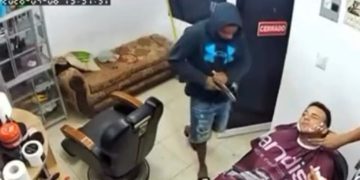 Ola de asaltos en Cotuí: atracan barbería y banca la misma noche