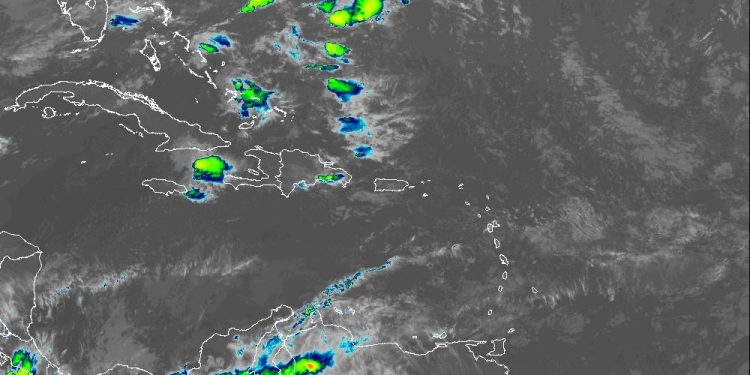 Indomet: Persistirán los aguaceros, tormentas eléctricas y ráfagas de viento por incidencia de una vaguada