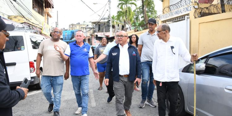 Rolfi Rojas sale a las calles tras reunión con el presidente Abinader y lidera respuesta en zonas afectadas por lluvias