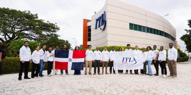Equipos del ITLA parten hacia la NASA para representar a la República Dominicana en competencia internacional