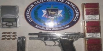Operativos en Moca dejan dos detenidos y ocupación de arma de fuego durante allanamientos