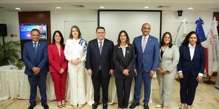 MICM y UNIBE anuncian congreso internacional de emprendimiento 15ST PRODEM 2026 en RD