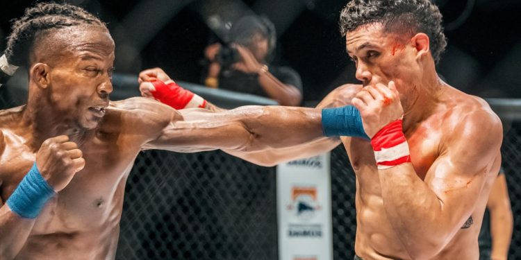 Los dominicanos“La Mole” Santos y “La Máquina” Sojo ganan sus combates MMA y sueñan con bolsa de RD$30 millones