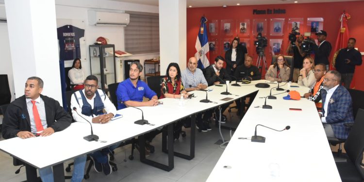 Alcaldía del DN mantiene en las calles más de 1,100 brigadistas para mitigar efectos de la vaguada