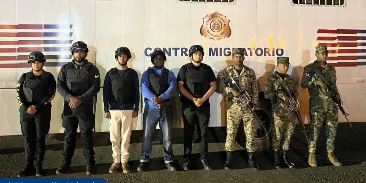 Migración reporta 903 indocumentados detenidos este martes 14 de abril; deporta 762