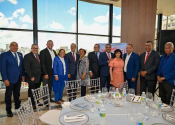 Radhamés Silverio reúne a más de 300 doctores y proyecta una nueva etapa de liderazgo científico en la UASD