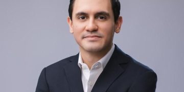 Alfredo López Ariza recibe condecoración de la Casa Real de Georgia