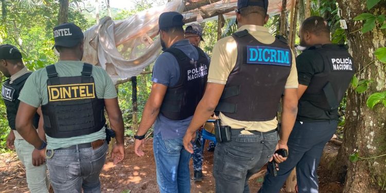 Policía Nacional continúa garantizando seguridad mediante operativos preventivos en Monte Plata