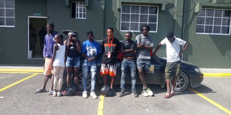 Envían ante el Ministerio Público a hombre detenido en un vehículo con haitianos indocumentados en Santiago