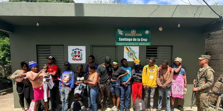 Ejército interviene vivienda utilizada como centro de acopio de indocumentados en Dajabón