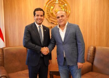 Omar Fernández fortalece vínculos entre RD y Paraguay en encuentro con presidente del Senado