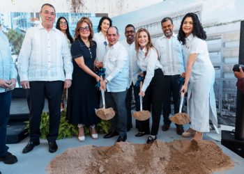 Carolina Mejía y Presidencia inician transformación de la Ciudad Colonial con la construcción del parqueo José Reyes