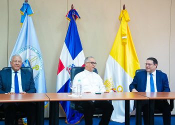 Gobierno explica plan al Episcopado