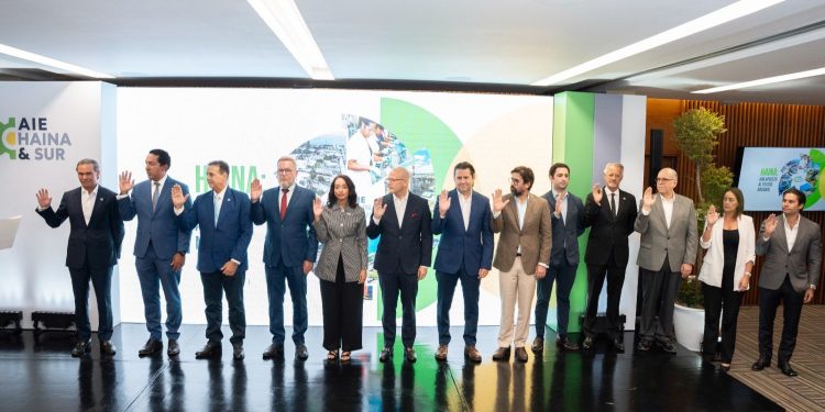 Juan Tomás Díaz asume la presidencia de AIEHaina y Región Sur