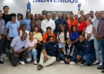 Regional 15 de Educación presenta gestores del programa Escuela Abierta y Activa