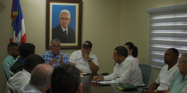 INABIE y CONALECHE afinan detalles para integrar yogur al desayuno escolar tras exitosos resultados en fase piloto