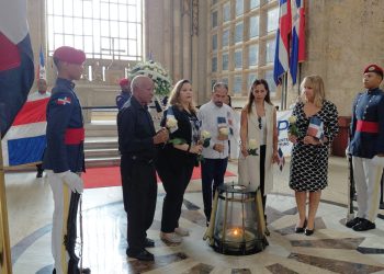 Efemérides Patrias recuerda el 61 aniversario de la Revolución de Abril de 1965