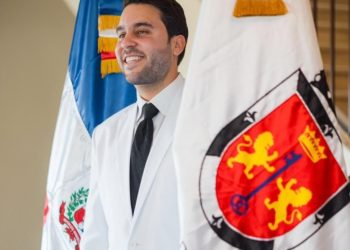 Rafael Gutiérrez “Guti” es elegido nuevo vocero de los regidores de la FP en la capital