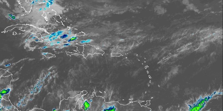 Indomet: Sistema frontal en proceso de disipación favorece aguaceros con tormentas eléctricas y ráfagas de viento en varias provincias