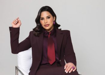 Evelina García presenta “Sin Guiones”, espacio de crecimiento, sanación y salud metal