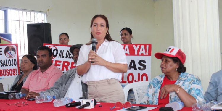 Organizaciones de La Caleta reclaman al Gobierno respuesta urgente a demandas pendientes