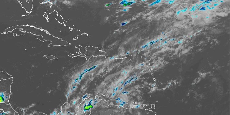 Indomet prevé aguaceros fuertes, tormentas eléctricas y ráfagas de viento para la tarde de este lunes en varias regiones del país