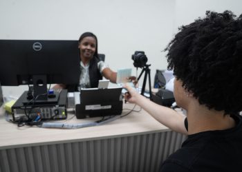 DGP lleva el Pasaporte Electrónico al Cibao