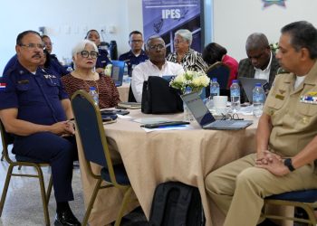 Policía Nacional impulsa proyectos educativos para fortalecer la formación de sus miembros