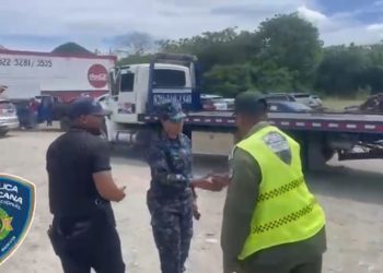 Trasladan certificaciones vehiculares en Baní para agilizar el tránsito y reducir congestión