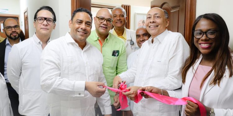El Hospital Docente SEMMA Santo Domingo inaugura Unidad de Patología de Mama y Climaterio para fortalecer la atención integral a las maestras