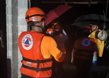 Defensa Civil activa evacuaciones preventivas en provincias bajo alerta por lluvias