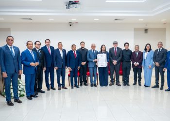 Senado  rinde homenaje póstumo al cineasta René Fortunato por su legado histórico y cultural