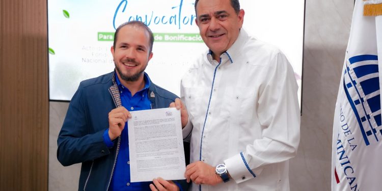 Gobierno destina RD$30 millones para dinamizar sector lechero con riego tecnificado