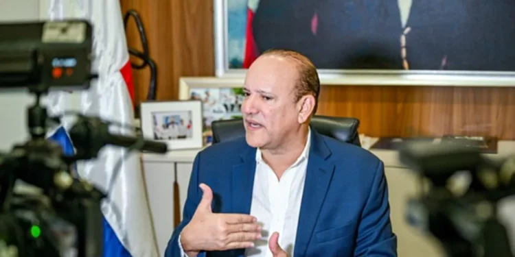 Alcalde de Santiago repudia linchamiento de chofer y ofrece apoyo a su familia