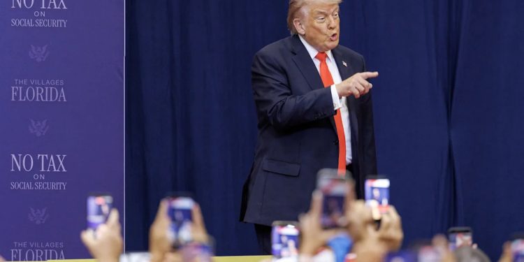 Trump afirma que EE.UU. "tomará el control" de Cuba "casi de inmediato"