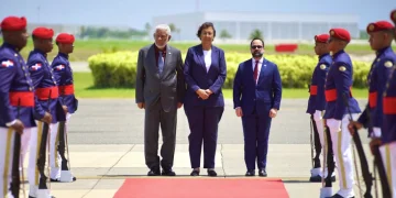 Presidenta de Surinam inicia visita oficial a RD