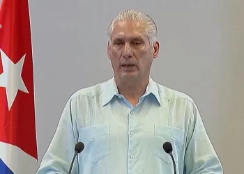Cuba avisa que habrá un baño de sangre si EE. UU. intenta intervenir en la isla