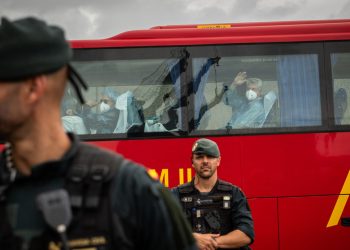 España fija la duración de la cuarentena por hantavirus para sus ciudadanos evacuados del MV Hondius
