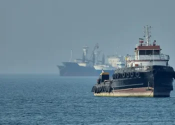 Irán facilita el paso de 26 buques por Ormuz en solo 24 horas