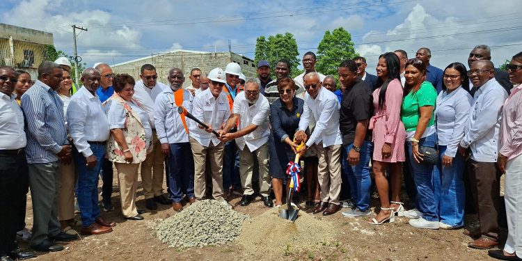 Gobierno deja iniciados trabajos construcción de nuevo CAIPI y un Politécnico en Boca Chica