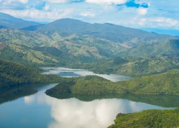 Presidente Abinader anuncia apoyo a productores afectados por lluvias en la Línea Noroeste