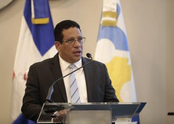 Revelan DGCP recibió impugnaciones sobre licitación de pintura de autobuses de OMSA pese a declaraciones de Carlos Pimentel