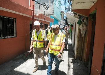MIVHED pone en marcha reparación de viviendas en sector Los Praditos