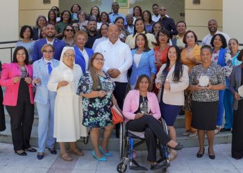Regional 15 de Educación premia centros educativos destacados por su excelencia en la planificación educativa