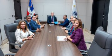 Silverio y Ministro de Educación abordan innovación educativa, ciclo básico universitario y formación de docentes del sistema preuniversitario