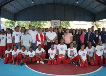 Regional 15 de Educación lanza programa “Escuelas Abiertas y Activas” para fortalecer la integración comunitaria y el desarrollo integral