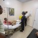Directora Regional Sur Central visita a miembros policial lesionado en el cumpliendo de sus funciones