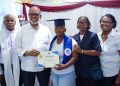 Desarrollo de la Comunidad impulsa el emprendimiento local; gradúa decenas de mujeres en San Cristóbal