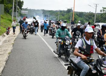 PN arremete con bombas lacrimógenas contra marcha pacífica en respaldo a planta de residuos sólidos 
