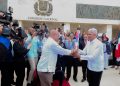 Presidente del Senado recibe antorcha de los XXV Juegos Centroamericanos y del Caribe Santo Domingo 2026